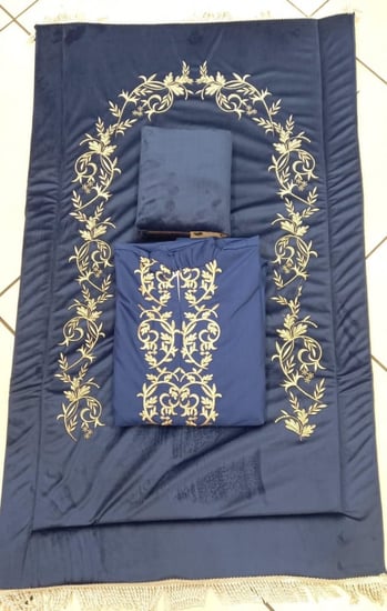طقم لبس مصحف و سجادة و شرشف صلاة S1004