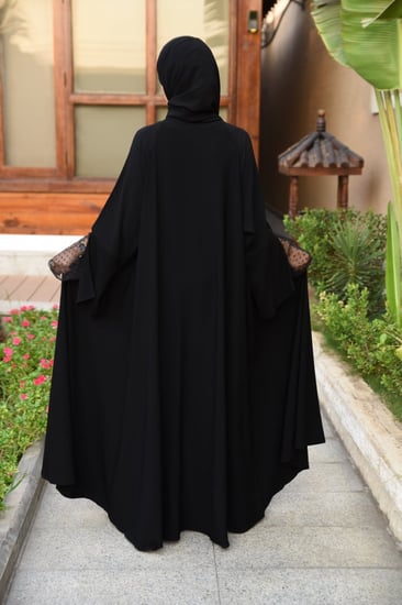 عبايه كلوش ملكي باكمام شيفون R1102