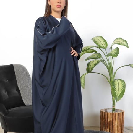 عبايه كحلي بشت مطرزة من الجنب قماش الندى5026