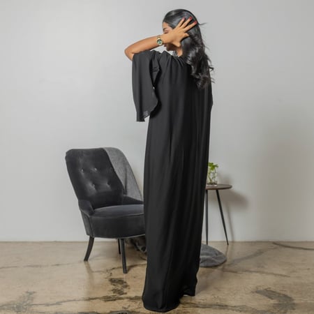 عباية سوداء سادة بلاك بيري بكم واسع 5011