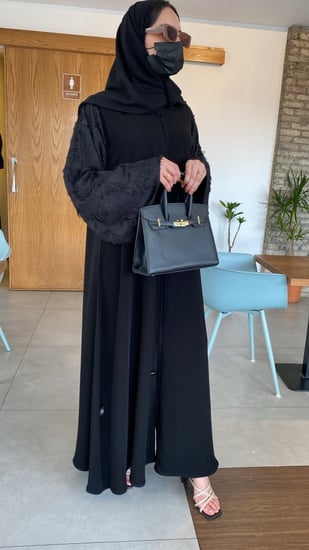 عباية نص كلوش كريب