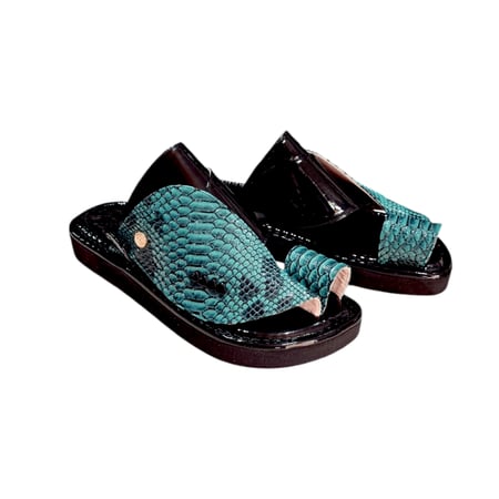 حذاء شرقي - ثعبان فيروزي × اسود لماع وطني