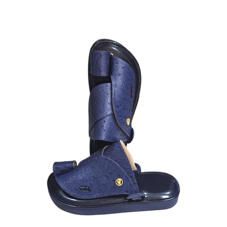 حذاء شرقي _نعام كحلي مرتفع