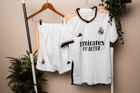 طقم ريال مدريد الاساسي 2024