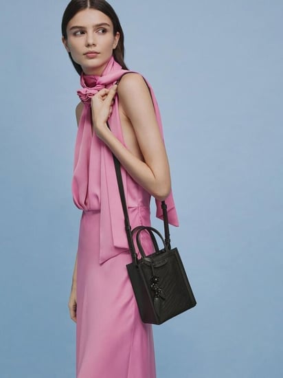 شنطة تشارلز اند كيث اسود