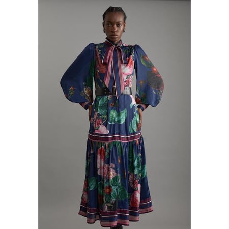 فستان كارين ميلن