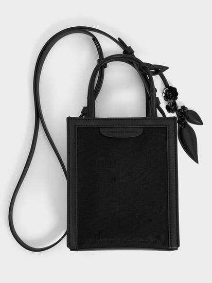 شنطة تشارلز اند كيث اسود