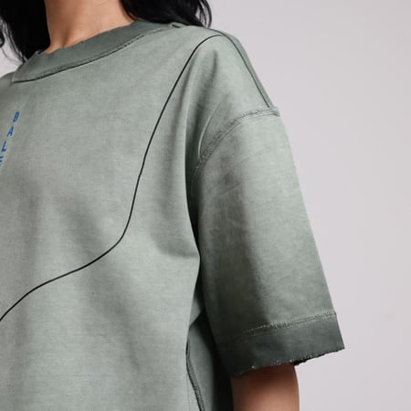 تيشرت رمادي مقلوب || Gray inside-out t-shirt