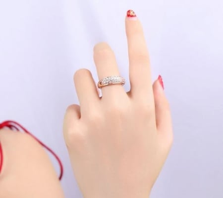 خاتم نسائي مطلي بالذهب مقاس 7.25 أمريكي