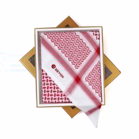 شماغ ديفون لون خاص