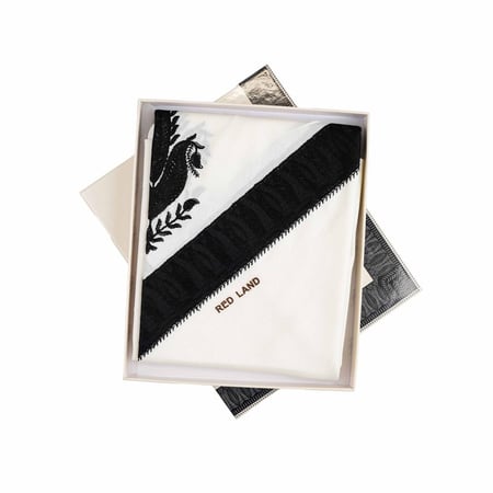 شال مطرز اسود  علبه 172