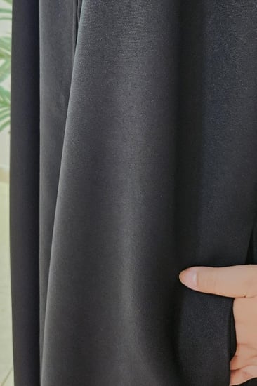 عباية عملية نص كلوش و سحاب