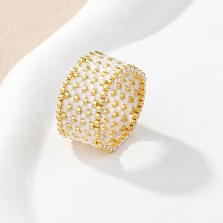 White ring  - Beads ring