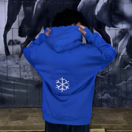 BLUE HOODIE | SNOW