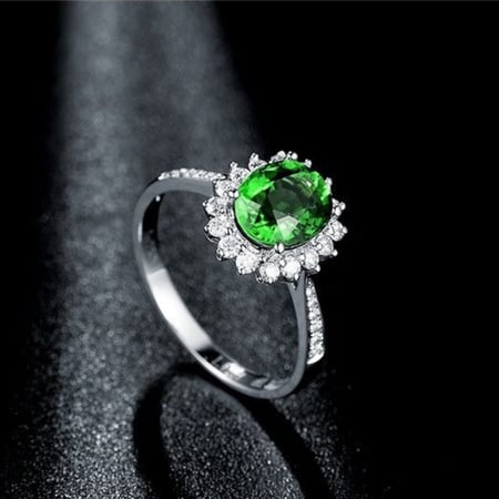 خاتم ديانا الاخضر