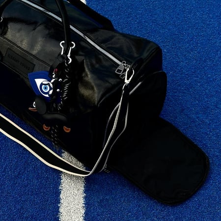 BLACK TRAVEL BAG + STRAP