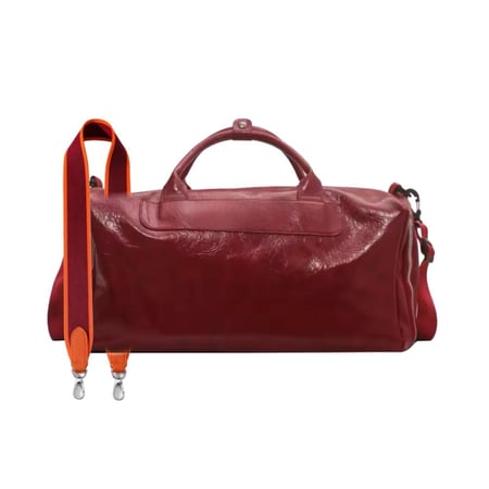BURGUNDY TRAVEL BAG + STRAP