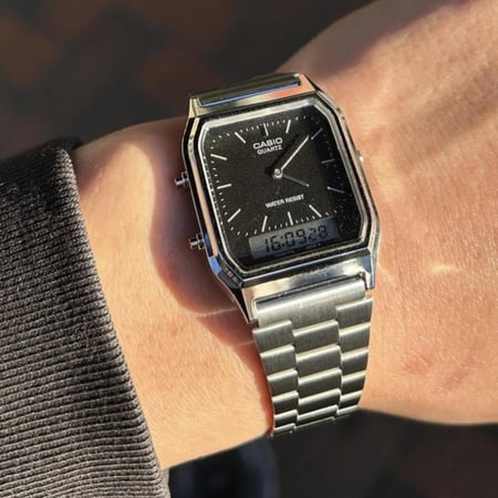 VINTAGE CASIO WATCH