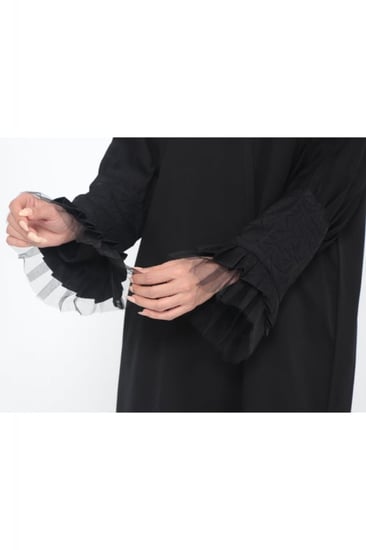 عباية منسوجة من قماش الصالونا الكوري الأصلي مع طرحتها