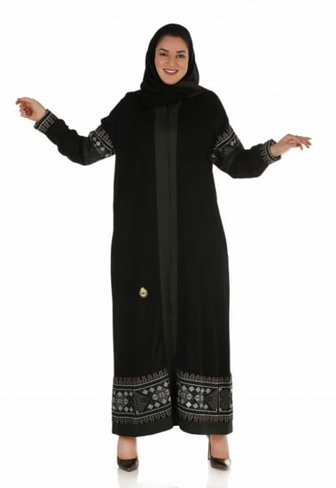 عباية منسوجة من القماش الملكي الفاخر مع طرحتها