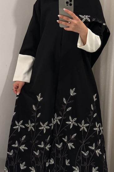 ياسمين وايت الأكثر طلبا