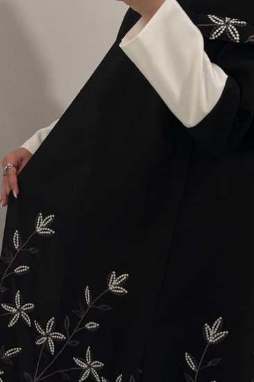 ياسمين وايت الأكثر طلبا