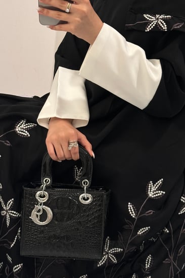 ياسمين وايت الأكثر طلبا