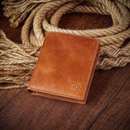 محفظة كلاسيكية بني فاتح-البائع الذهبي