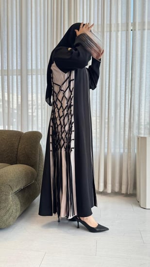 عباية مخمل  قصة كلوش على تدخلية مع هدب