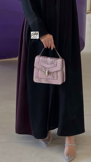 كريب باربي مع فيراري