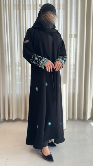 عباية كرريب تطريز شك يدوي ع الاكمام والعباية