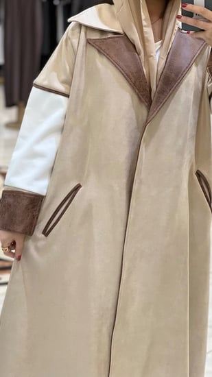 عباية شامواه بأكمام جلد وجيوب