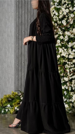 عباية كريب باربي كلوش كسرات طبقات