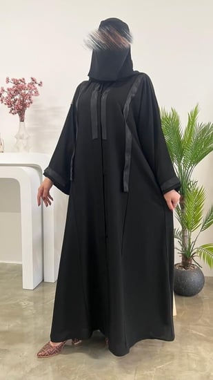 عباية كتان تطريز شك يدوي ع الاكمام قلاب