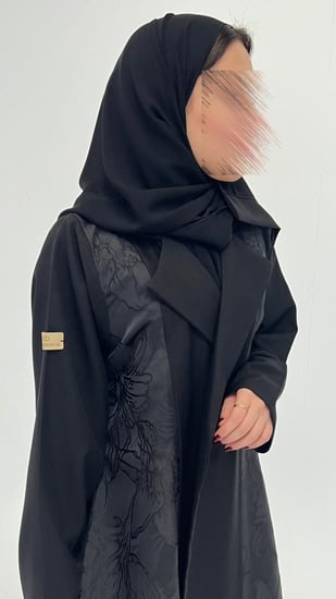 بليزر ليال مزيج الكتان والتفتة المشجر لإطلالة ملكية