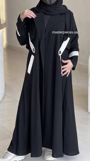 عباية قماش ملكي كوري بياقه مع جيوب