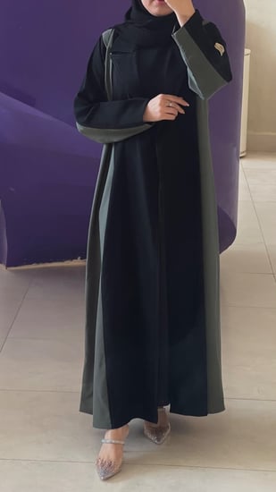 قماش باربي مع فيراري بياقه نص كلوش