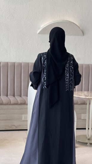 حريرر ياباني مع شك ترتر فالاكتاف