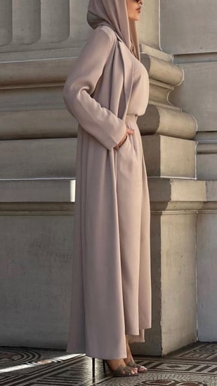 عباية كريب اندونسي بـياقة مع بدله