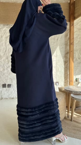 عباية جوخ وفرو