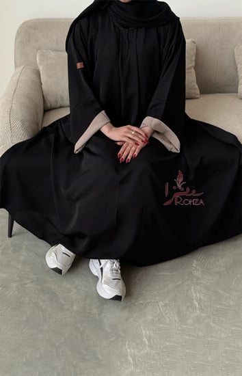 عبايات ملونه بألوان تنبض بالحياة