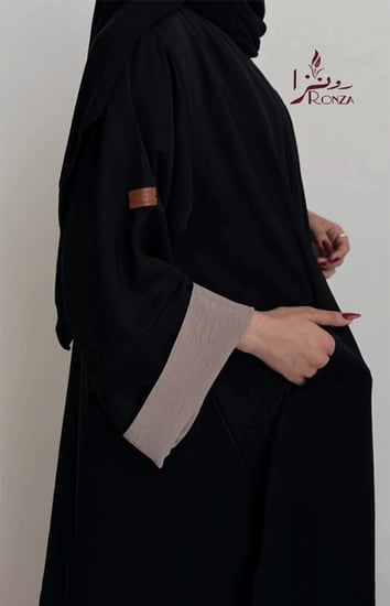 عبايات ملونه بألوان تنبض بالحياة