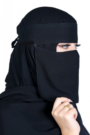 نقاب مطاط قصير بسعر خيالي