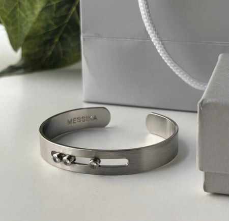 اسواره مسيكا مع الملحقات