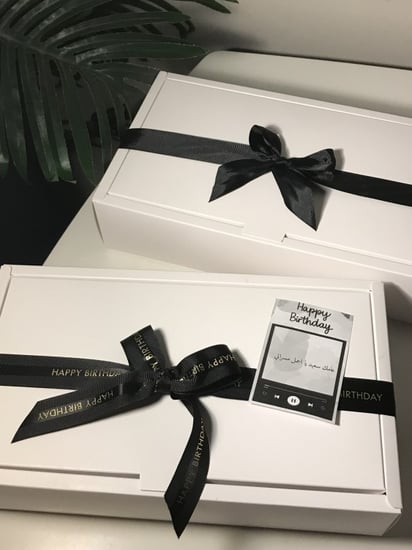 تيشيرتين فيني منك .. فيك مني