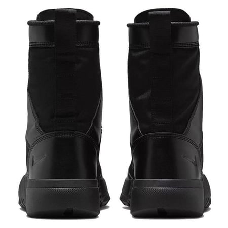 بسطار نايك جبلي اسود جديد