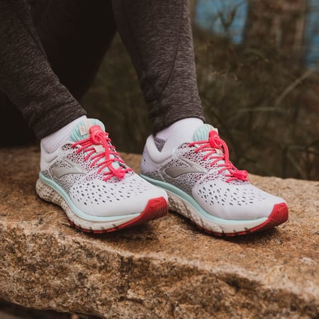 أربطة حذاء مرنة, لا تحتاج إلى ربط, من Lock Laces, تأتي بألوان متعددة