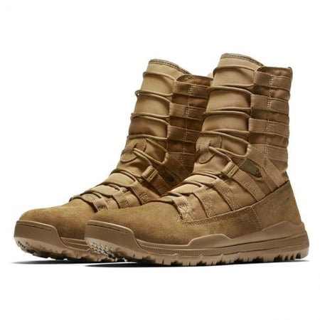 بسطار نايك بني رياضي, مناسب للجنسين, هذا الحذاء الأنسب للصيد والتخييم