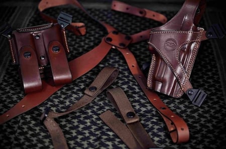 جراب كتف جلدي أفقي فاخر بمخزن مزدوج