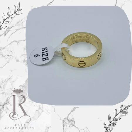 خاتم كارتير العلامة مطلي وعليه ختم البراند ضمان سنه عاللون ستان ستيل مايفسخ مقاوم للصدأ متوفر فضي وذهبي